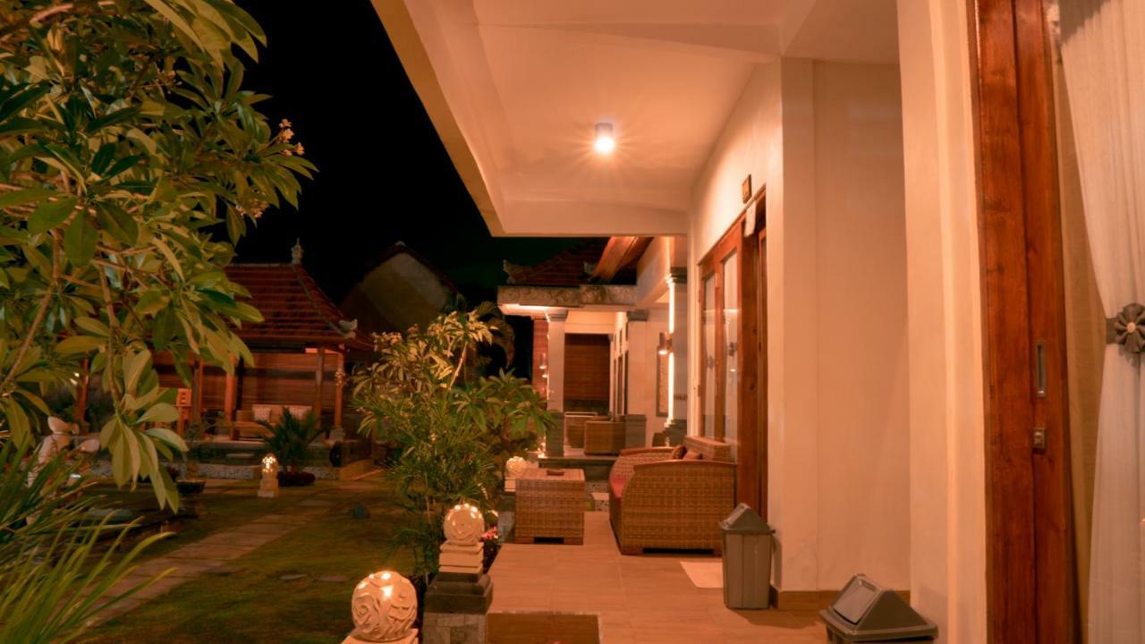 The Kanha Palace Batununggul Exterior photo