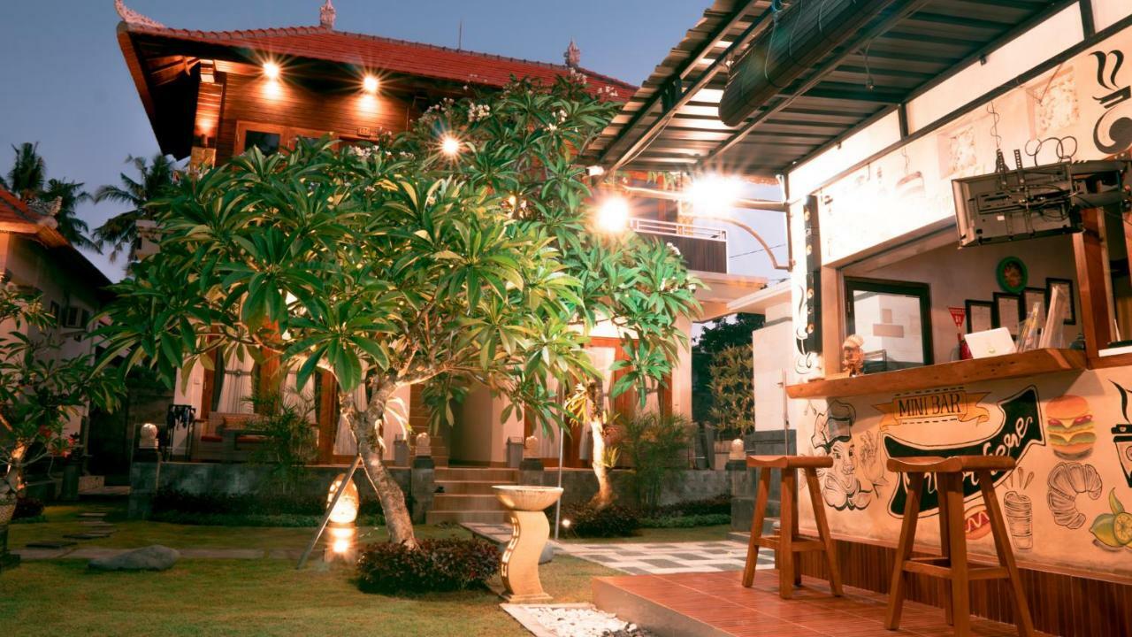 The Kanha Palace Batununggul Exterior photo